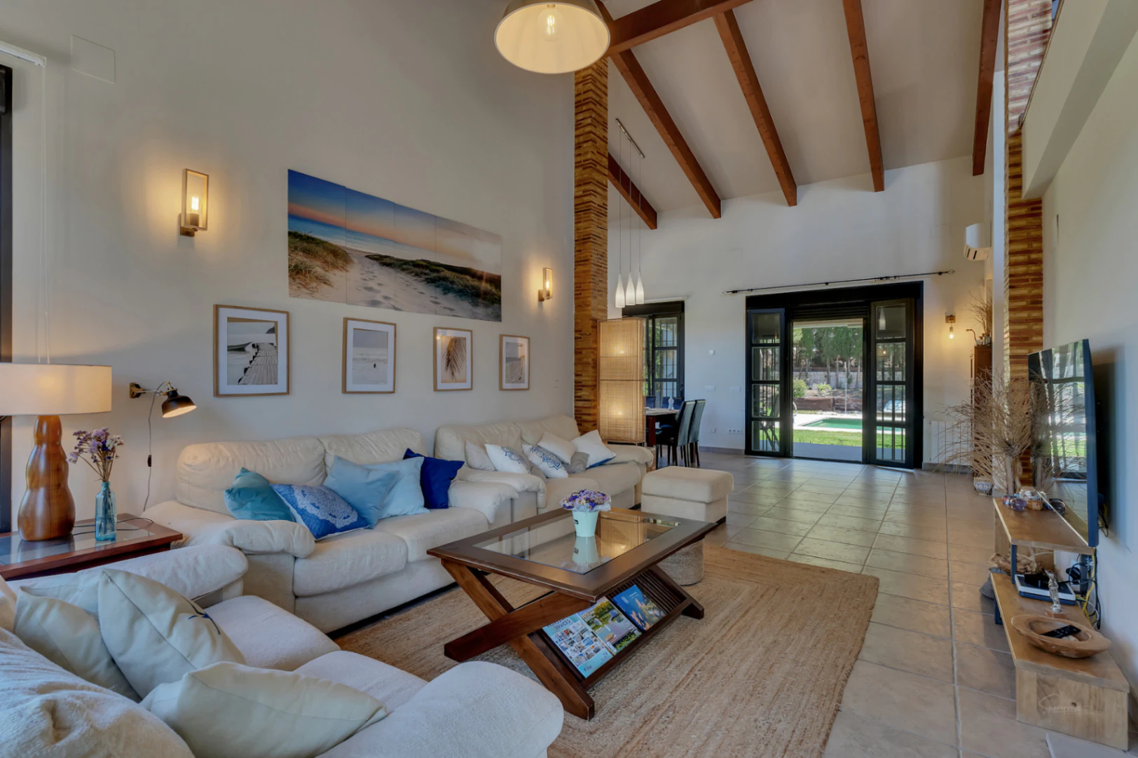 Villa impressionnante à vendre à Jávea, avec piscine intérieure et extérieure