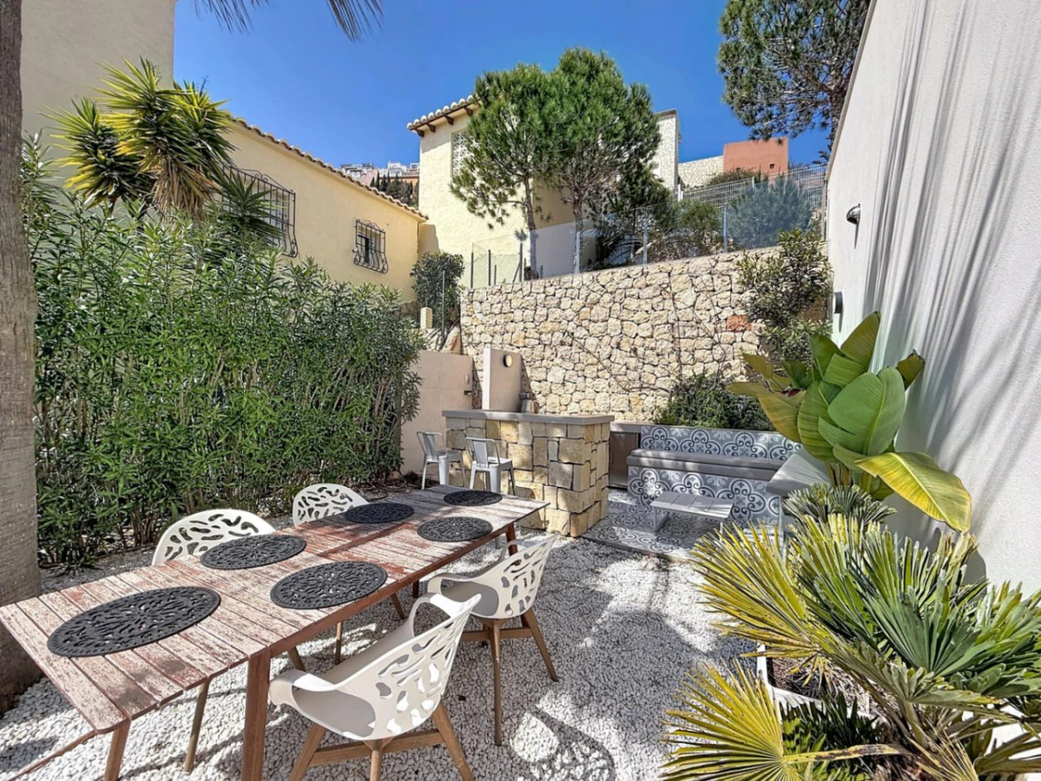 Cumbre del Sol modern villa with panoramic sea views
