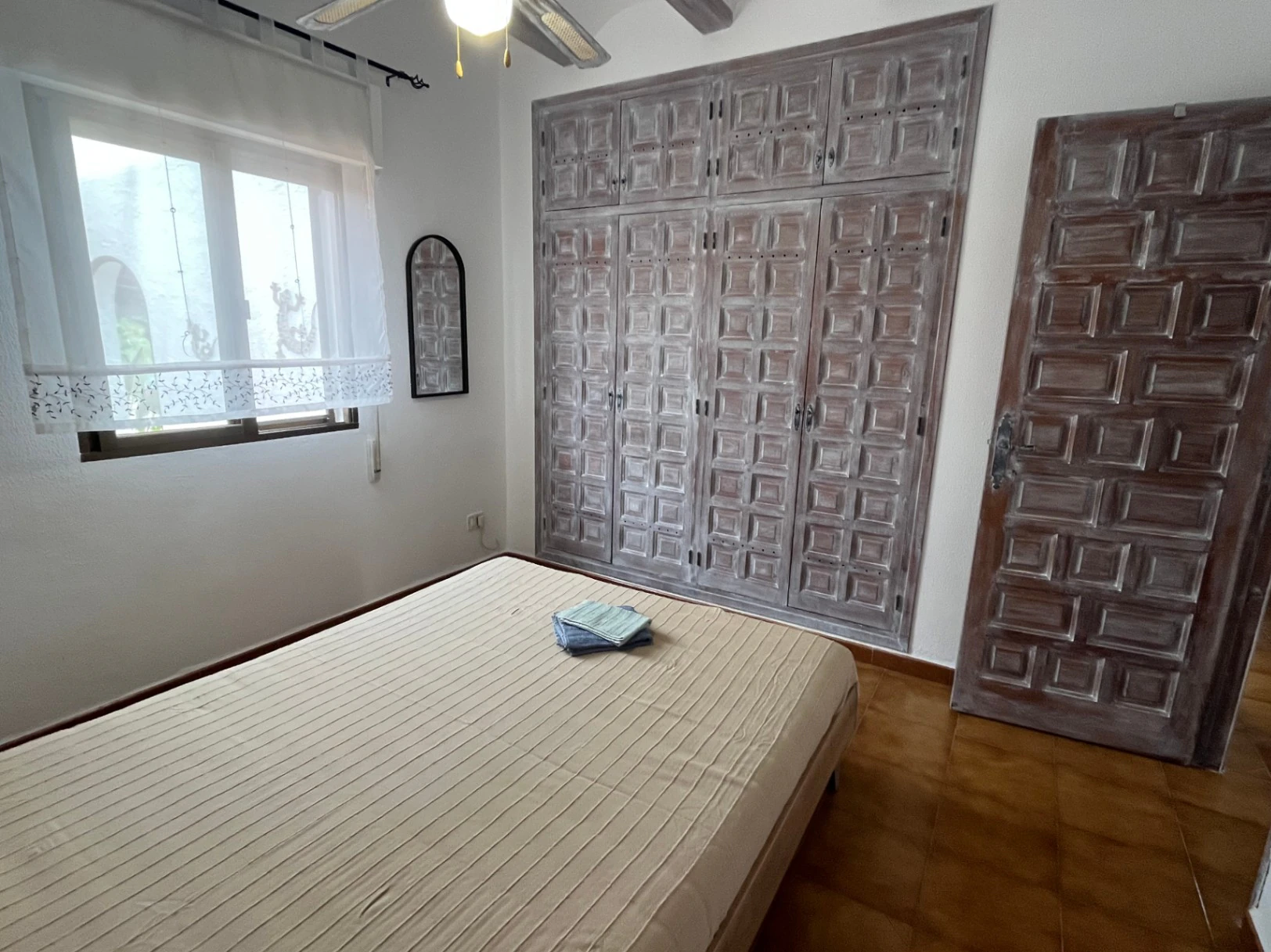 Chalet zu verkaufen mit 3 Schlafzimmern in Els Poblets, Alicante