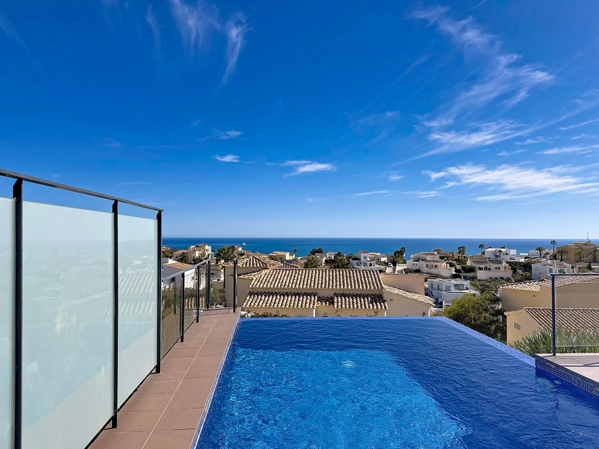 Cumbre del Sol Moderne Villa met uitzicht op zee