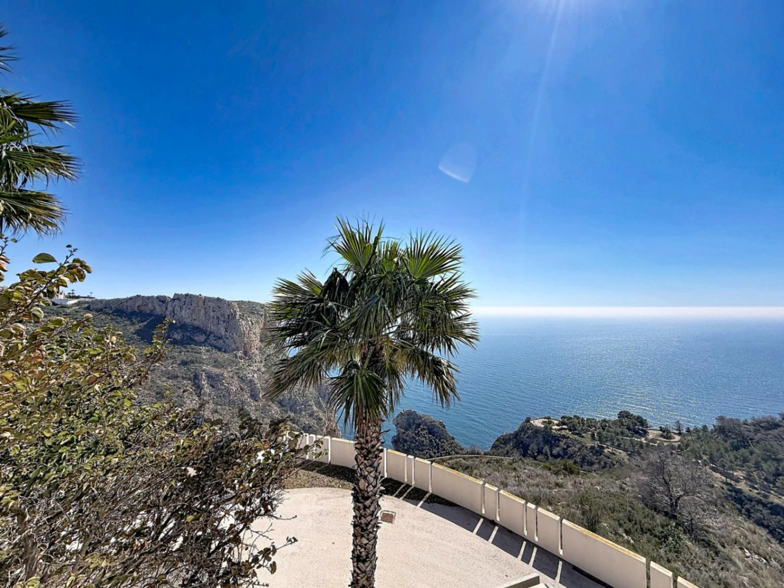 Cumbre del Sol moderne luxe appartement metSpectaculaire panoramisch uitzicht op de zee en de kliffen