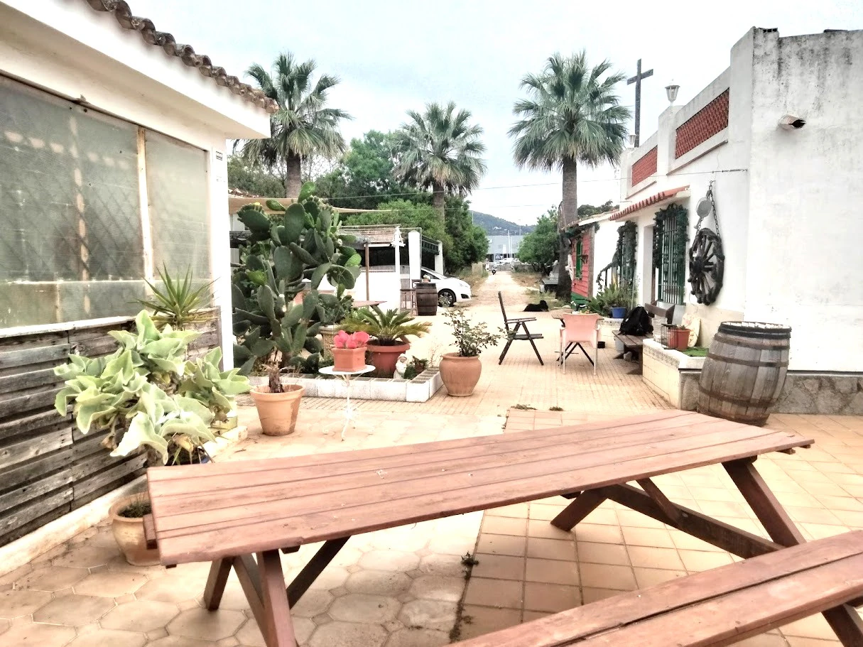 Villa de 9 chambres sur plus de 9 000 m² près du centre de Denia avec piscine et installations équestres