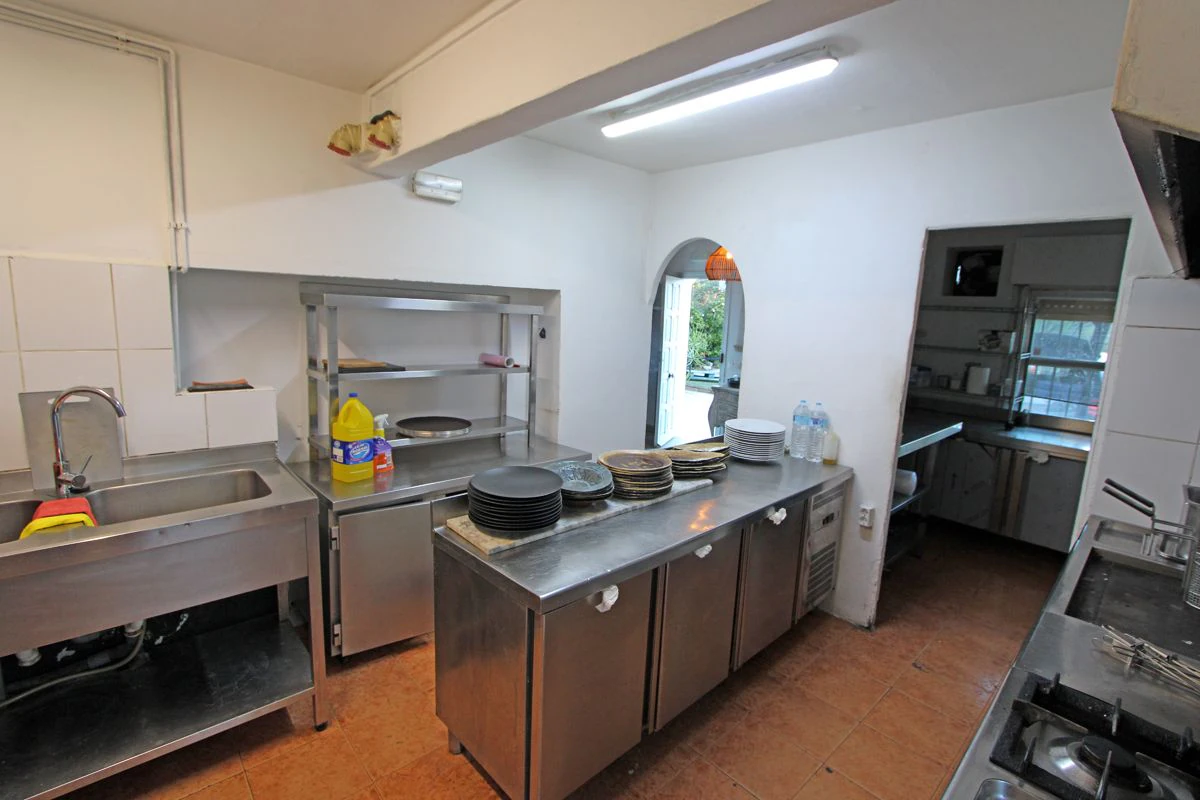 Villa with restaurant and house in Las Rotas