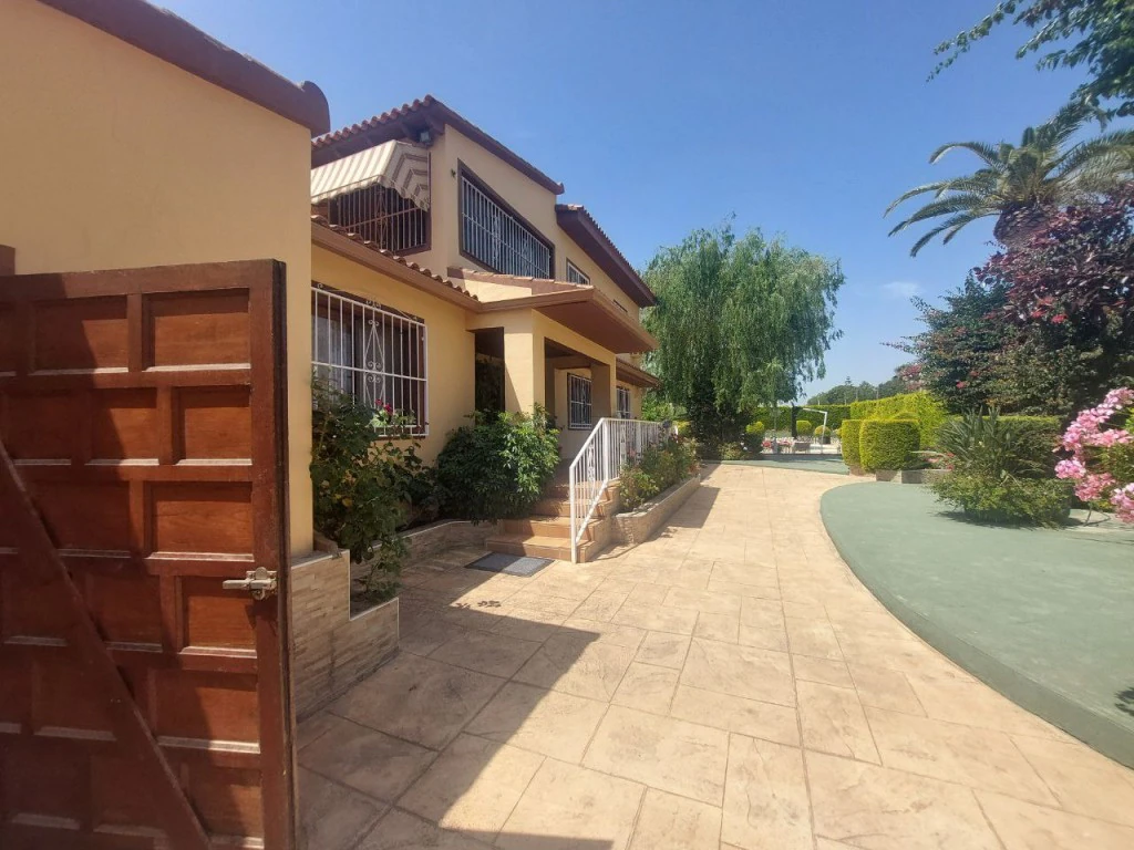 Detached Villa zum verkauf in Albir