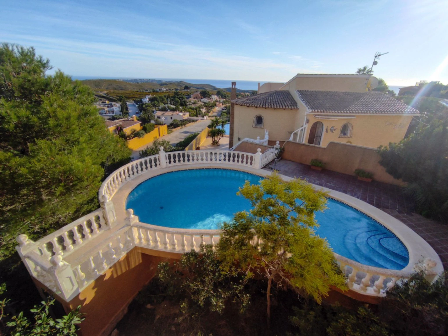 Cumbre del Sol villa with private pool and sea views