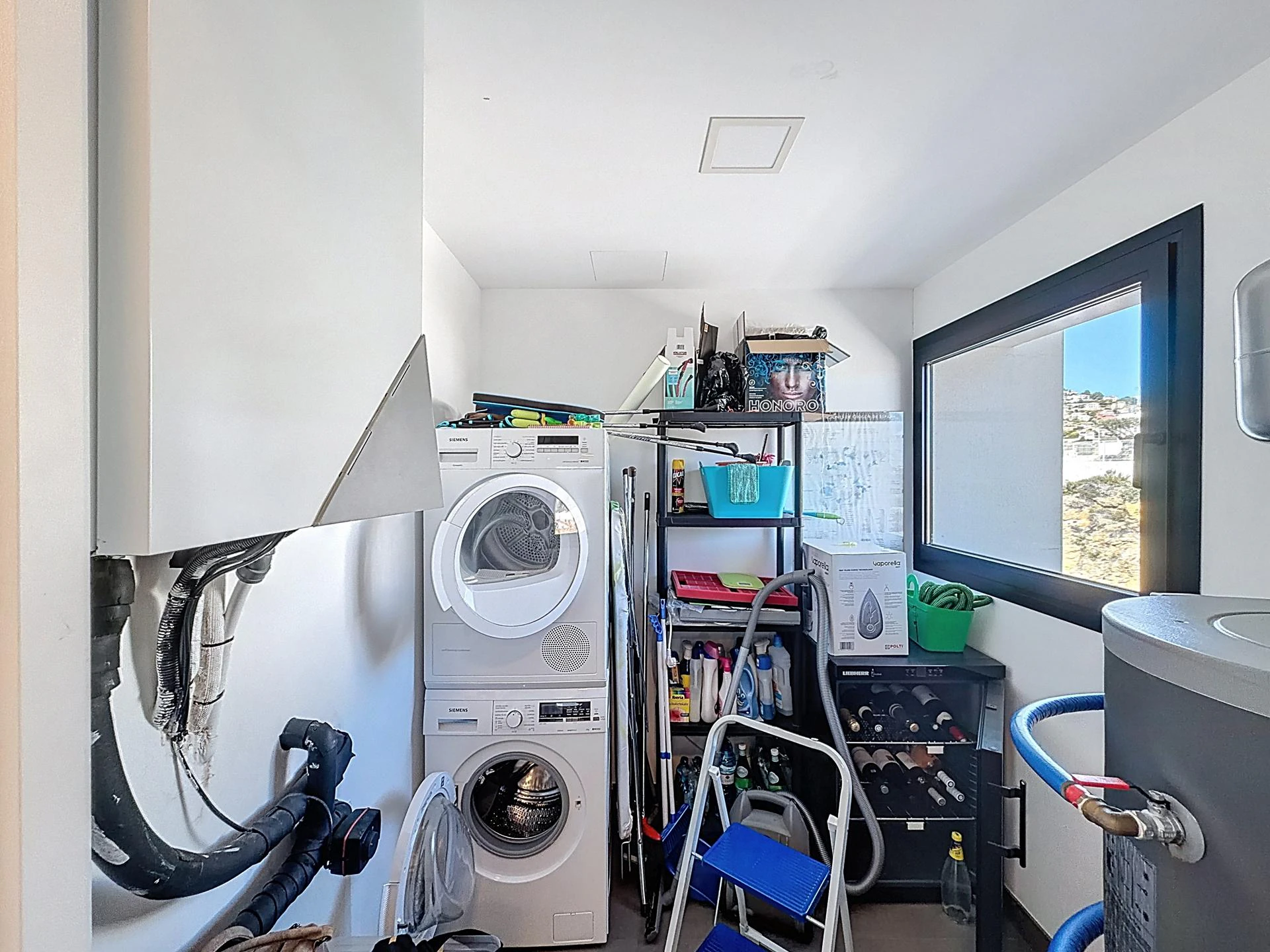 Cumbre del Sol luxe modern penthouse met uitzicht op de kliffen en de zee