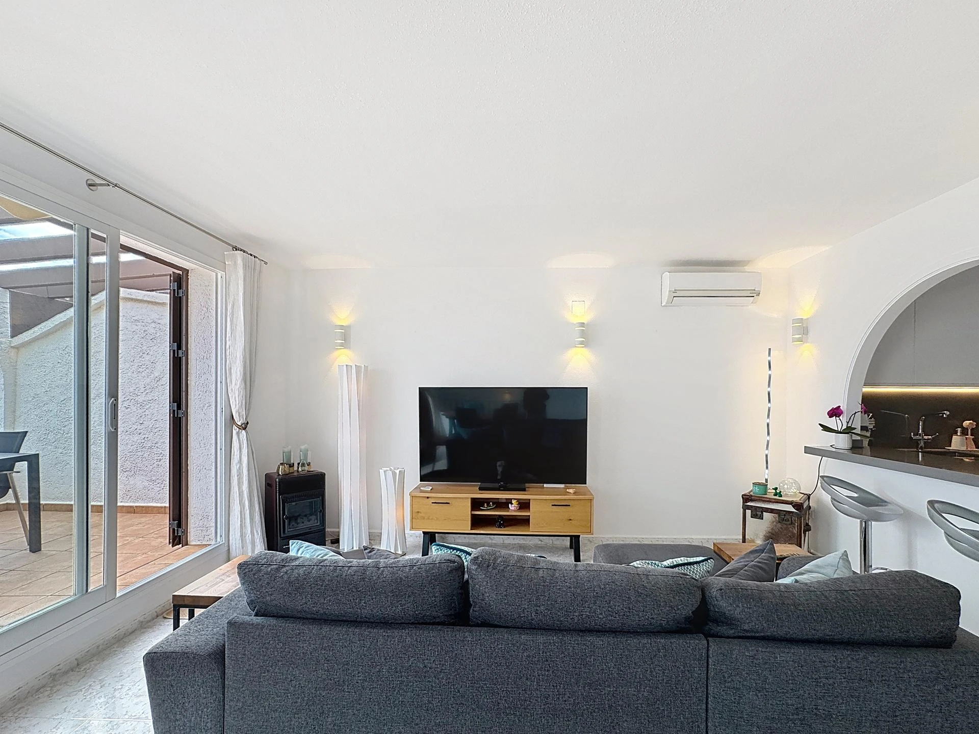 Cumbre del Sol duplex apartment with sea views
