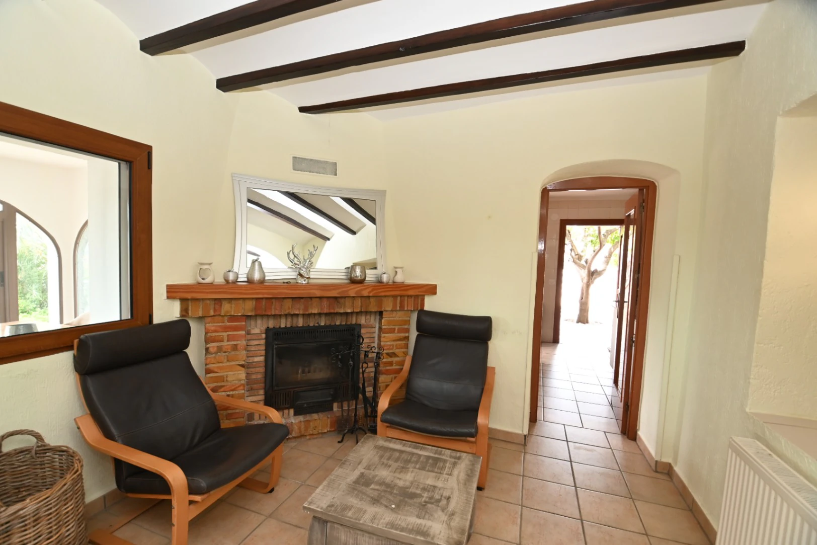 Charmante villa méditerranéenne avec vue sur la mer, grande piscine couverte et jardin – Teulada