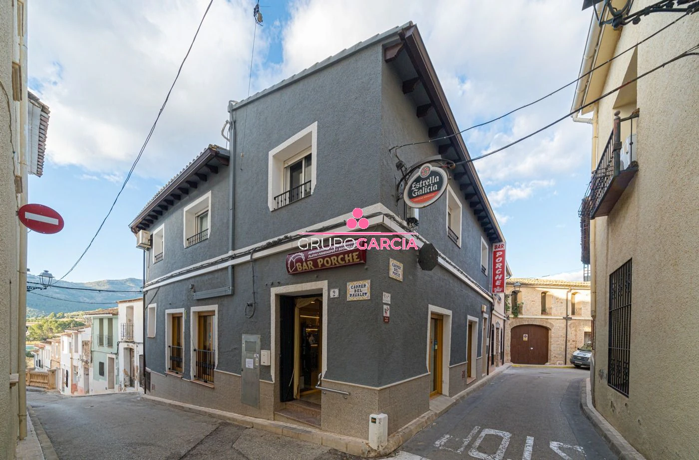 Commercial premises for sale in Alcalali