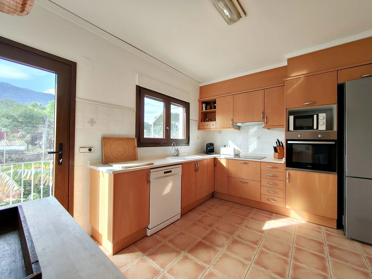 CHALET IN LAS ROTAS