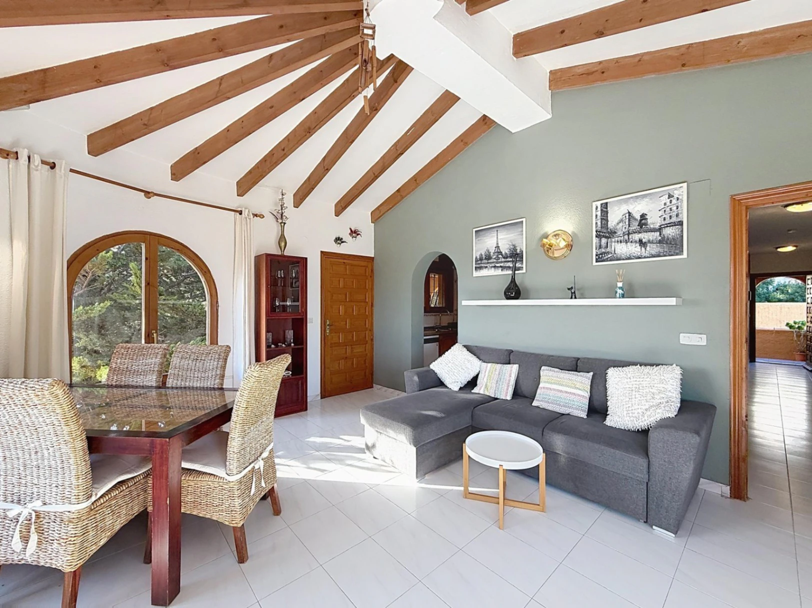 Cumbre del Sol villa with private pool and sea views
