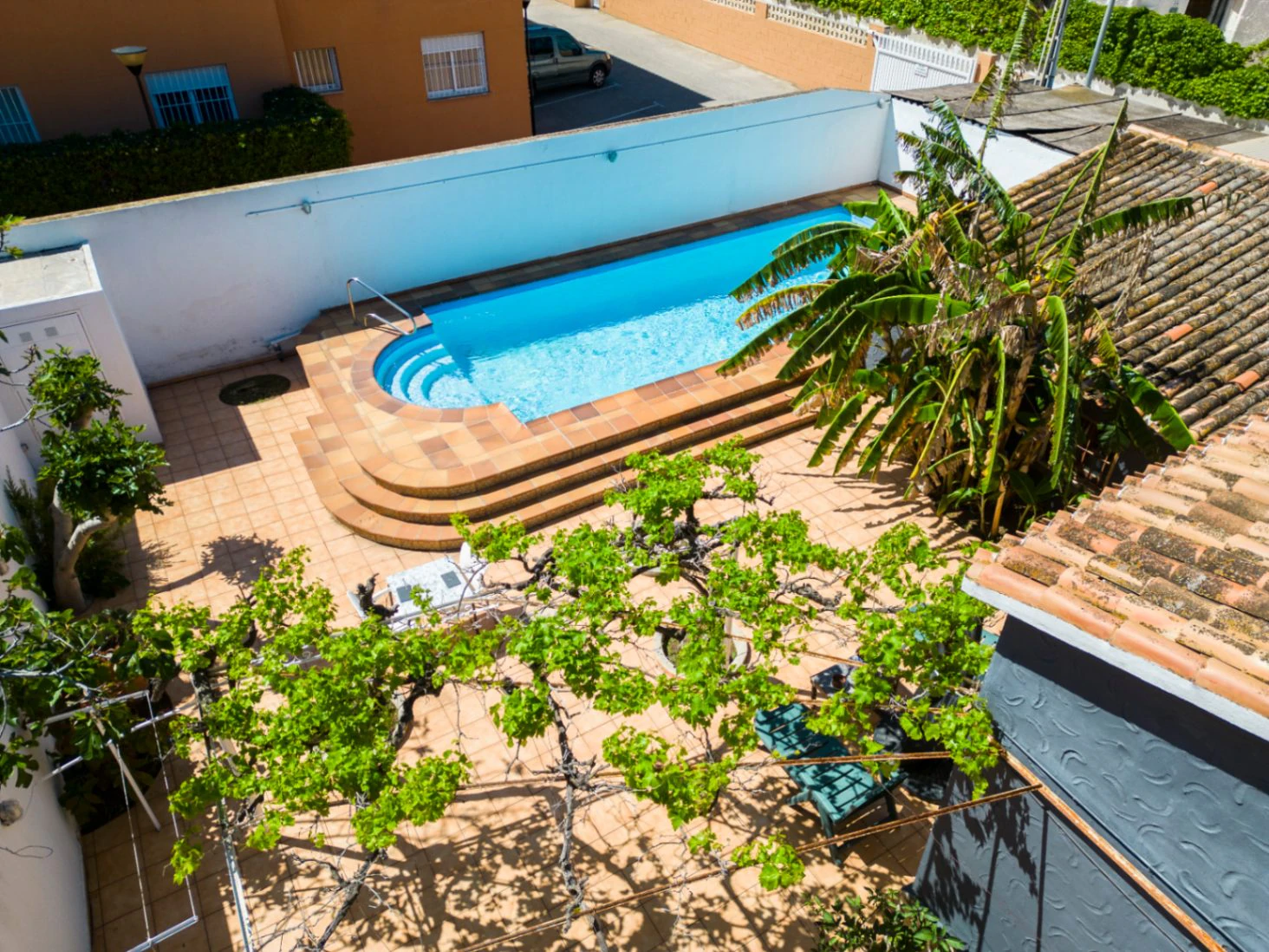 Independent chalet with large plot and private pool in Las Marinas - Dénia