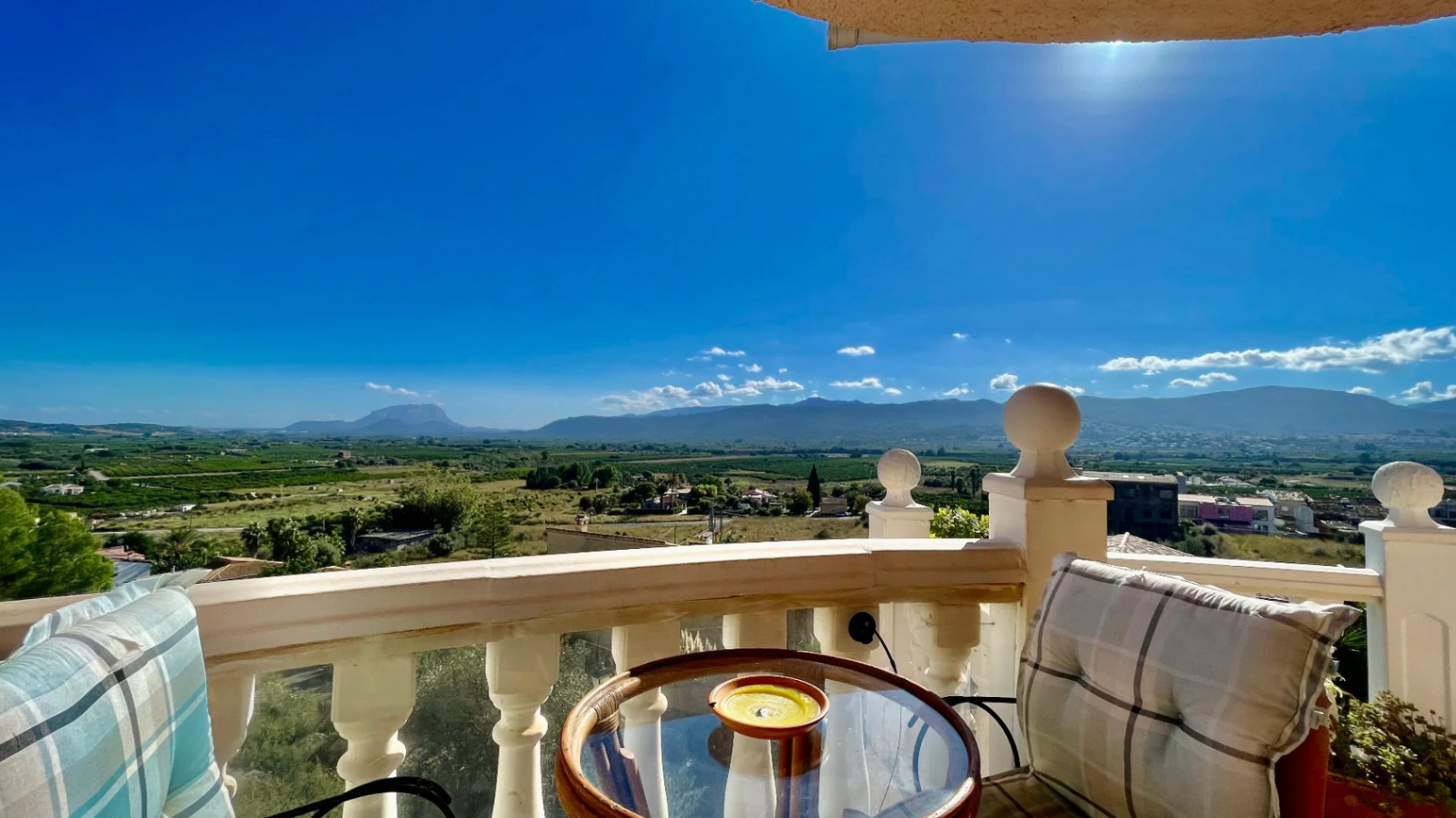 Villa te koop in Tormos: op het zuiden gelegen, panoramisch uitzicht