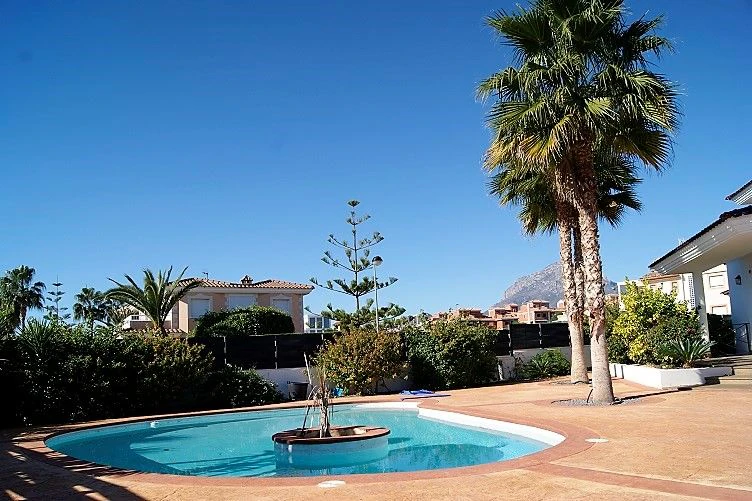 Villa zum verkauf in Alfaz Del Pi
