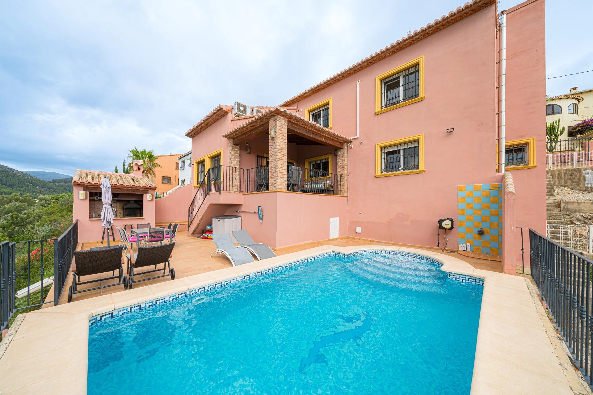 Villa zum verkauf in Orba