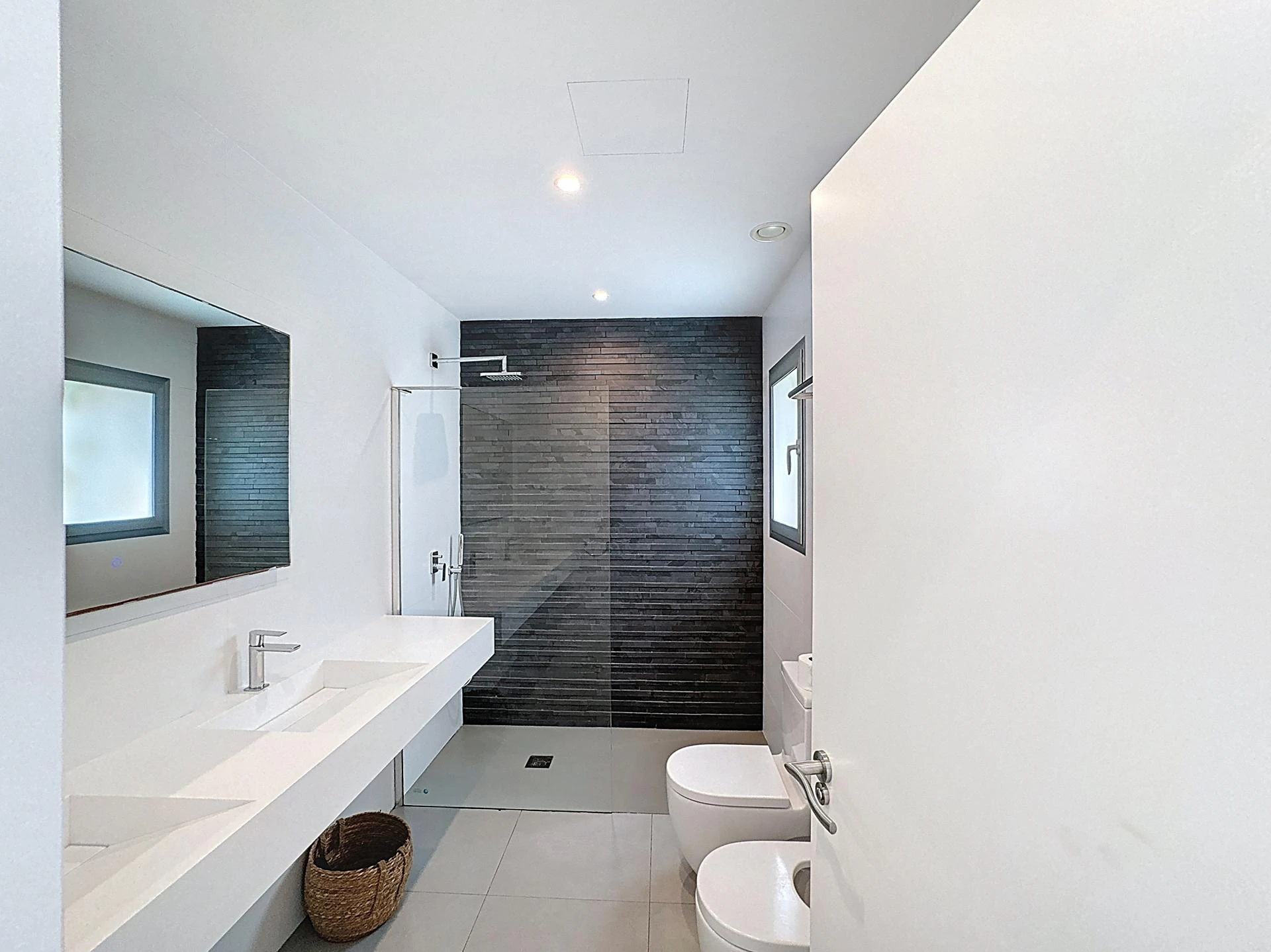 Cumbre del Sol modern villa with sea views