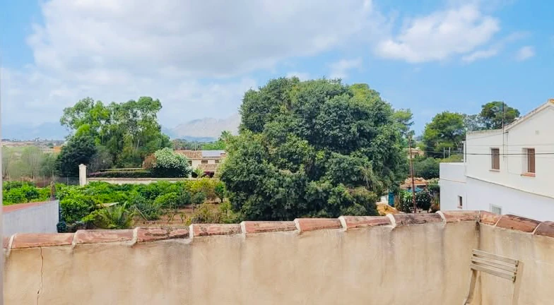 Charmantes mediterranes Haus mit großem Grundstück, Bergblick und Patio – La Xara (Dénia)