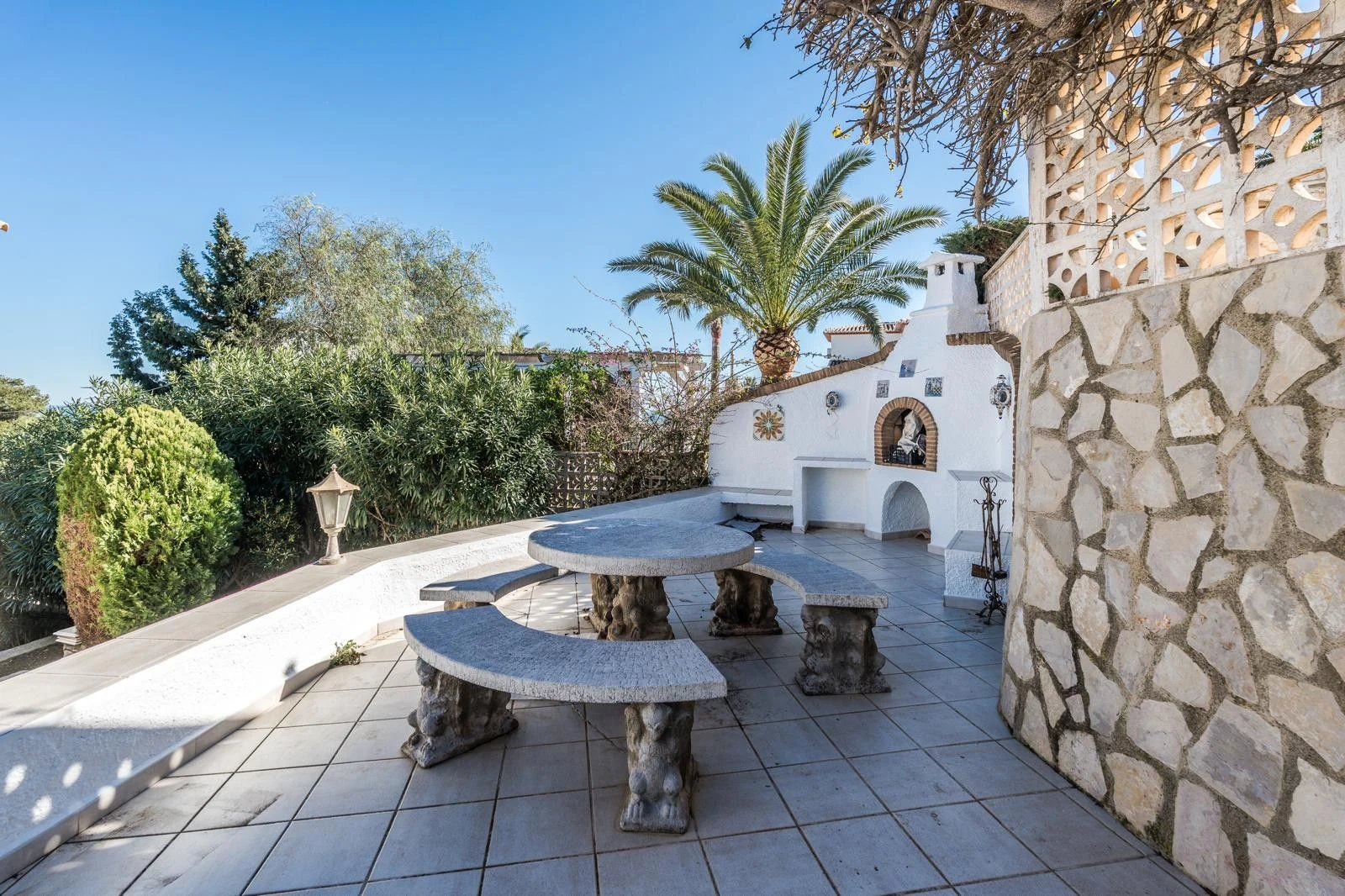 Luxury villa for sale in Jávea with pool, sea views, and independent apartment – Balcón al Mar, Costa Blanca