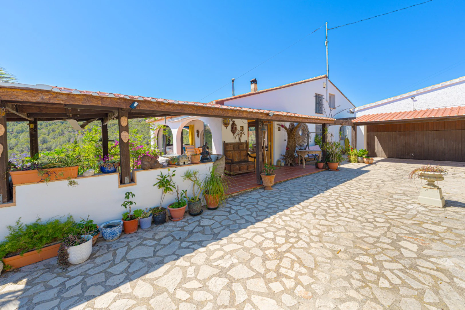 Villa for sale in Benissa: Stables and land