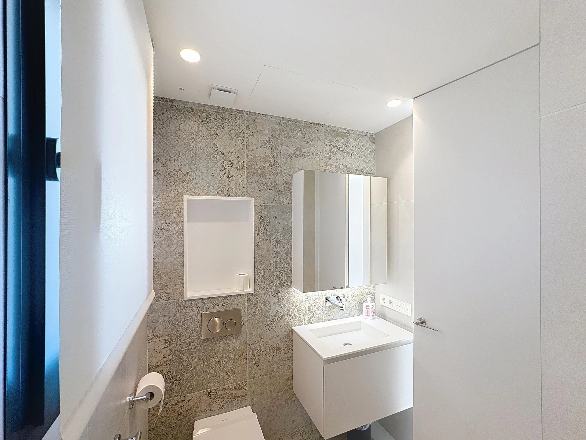 Cumbre del Sol Luxury villa with panoramic views in Jazmines residential area