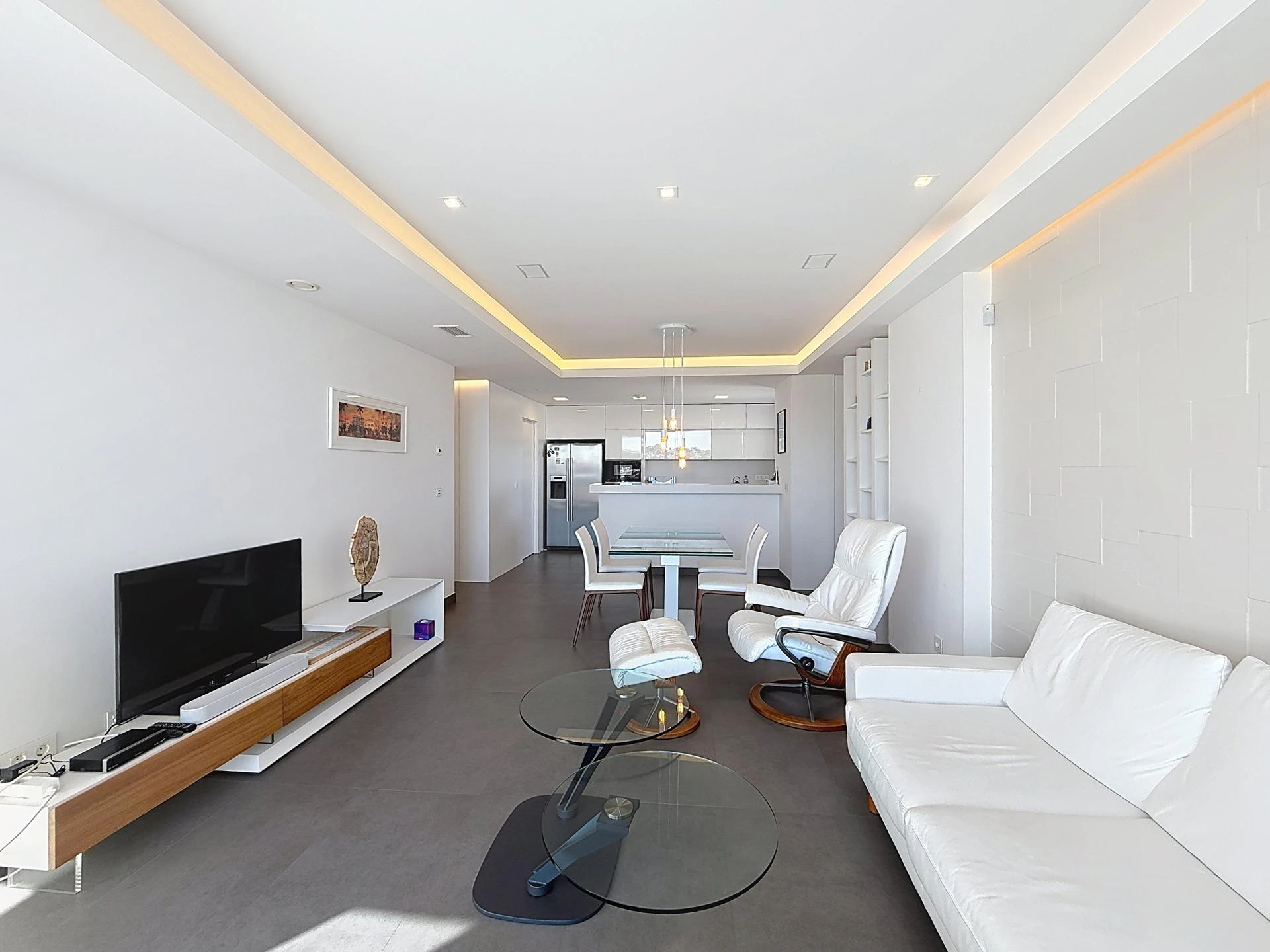 Cumbre del Sol luxe modern penthouse met uitzicht op de kliffen en de zee