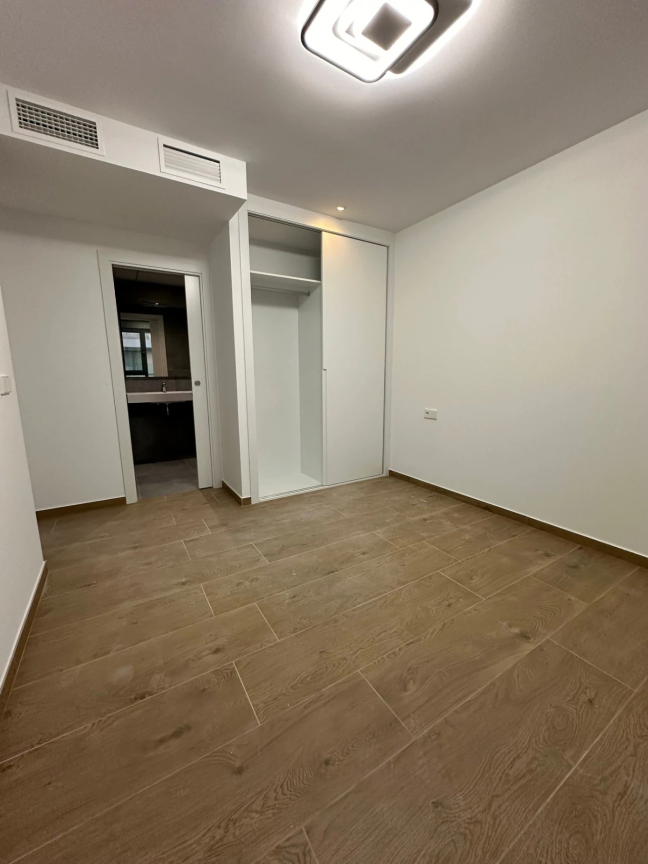 Seafront Apartment for Sale in Villajoyosa