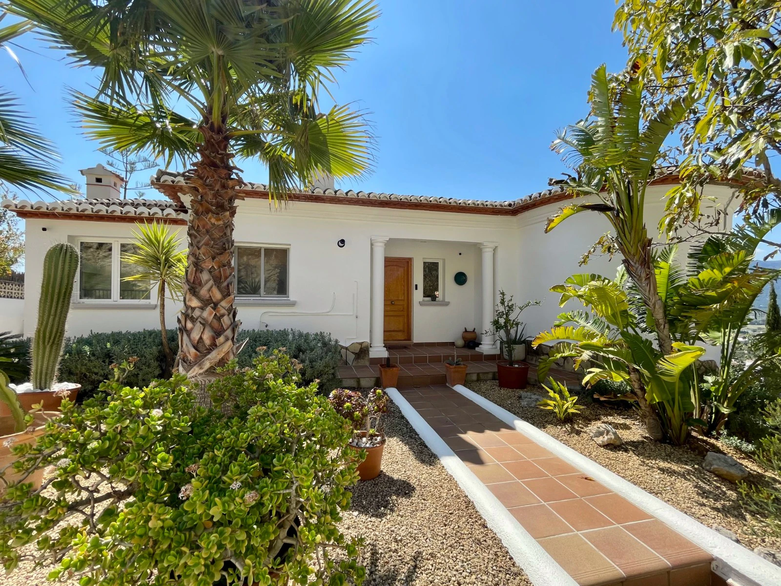 Villa for sale in Jalón