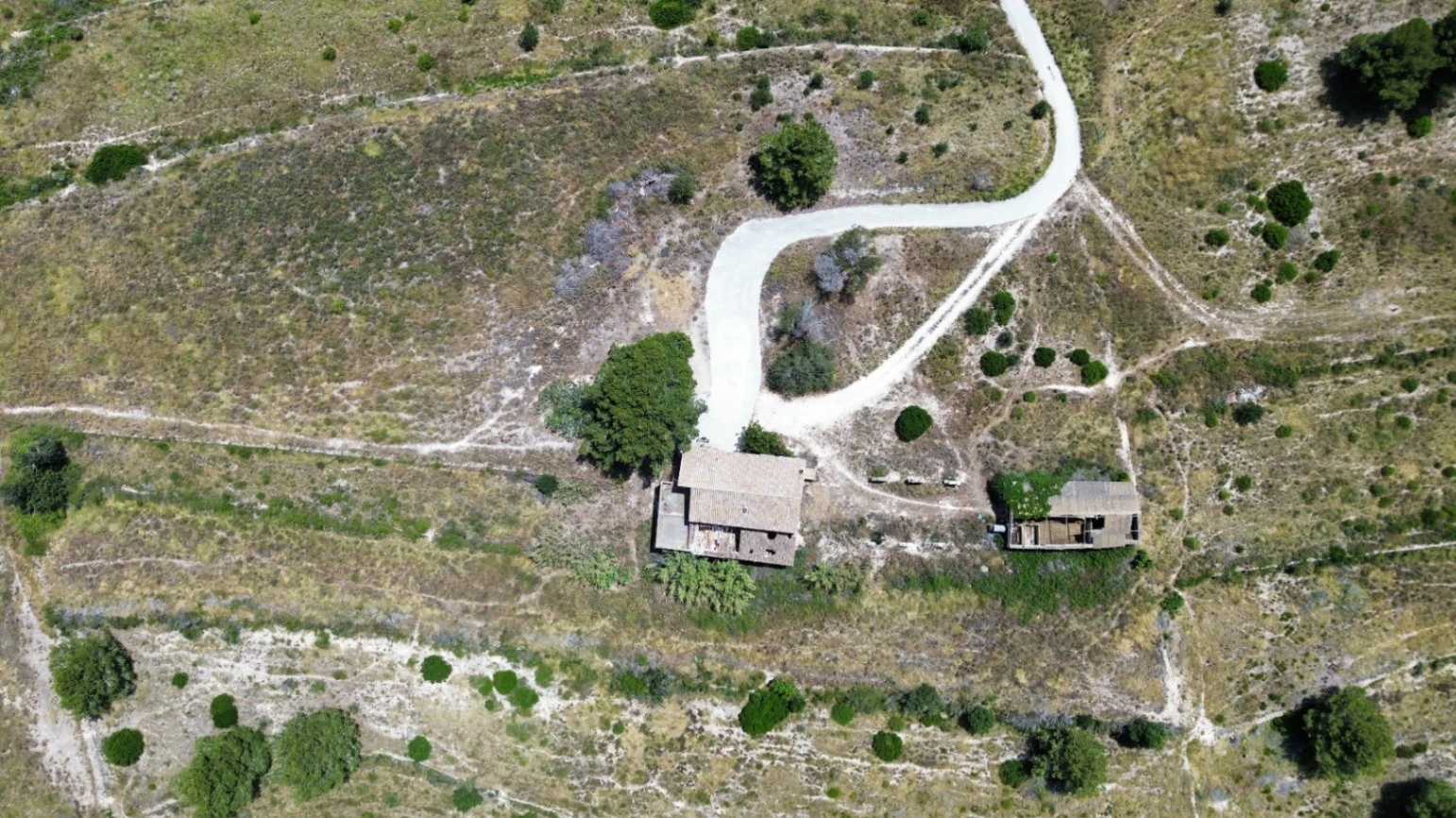 Rustieke Finca met Panoramisch Uitzicht in Teulada – 76.610 m² Grond en Huis om te Renoveren