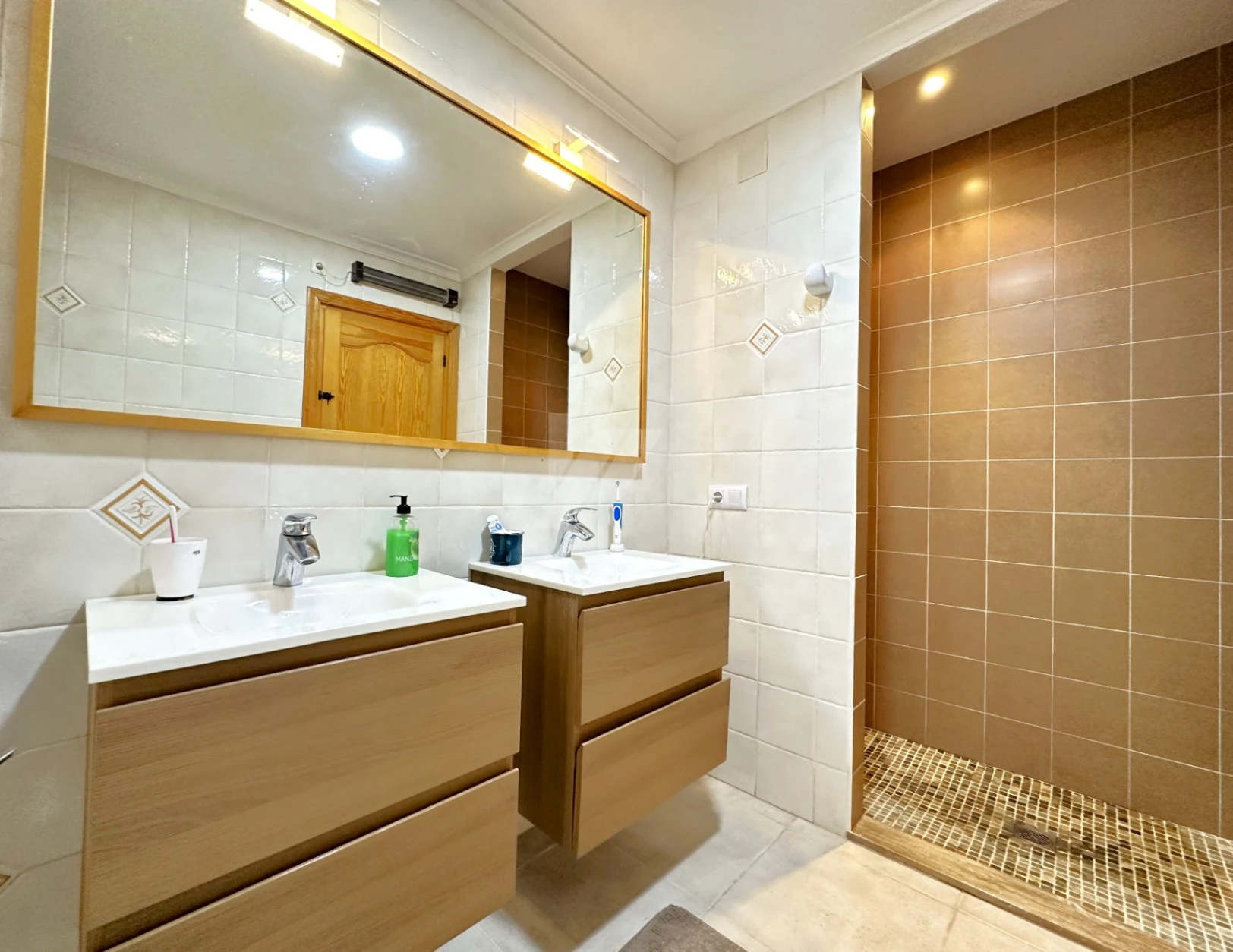 Mediterranean-style villa for sale in Teulada-Moraira, Costa Blanca.