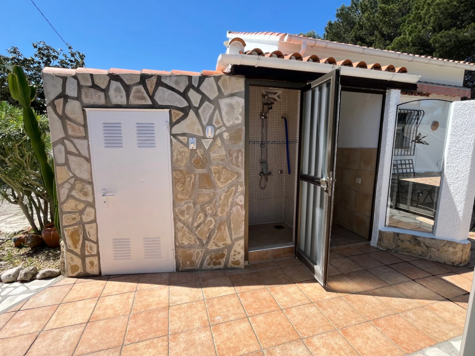 Chalet zu verkaufen mit 3 Schlafzimmern in Els Poblets, Alicante