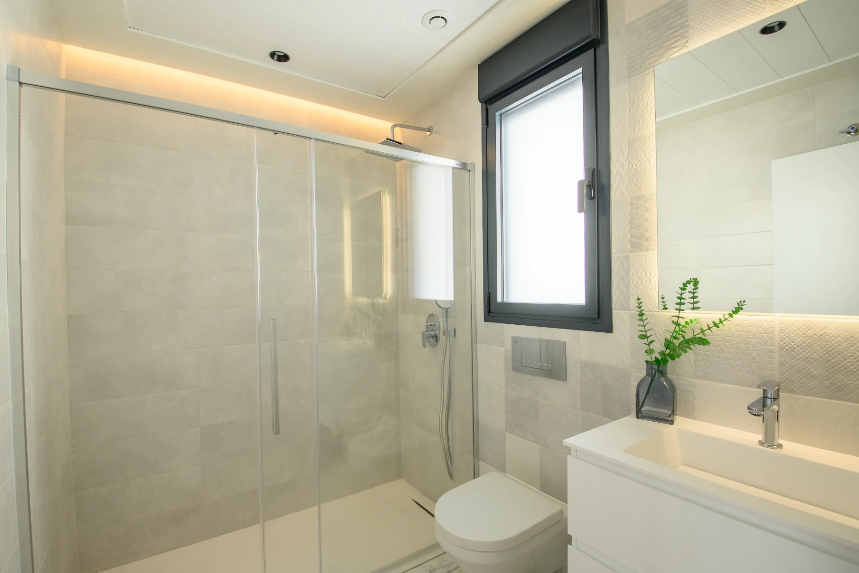 Luxury Contemporary Villas for Sale in Denia