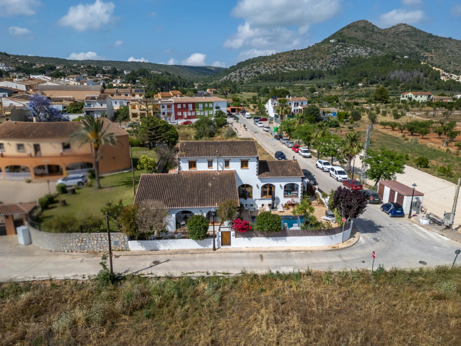 Villa for sale in Alcalali: Main house 4 bed, separate 2 bed casita