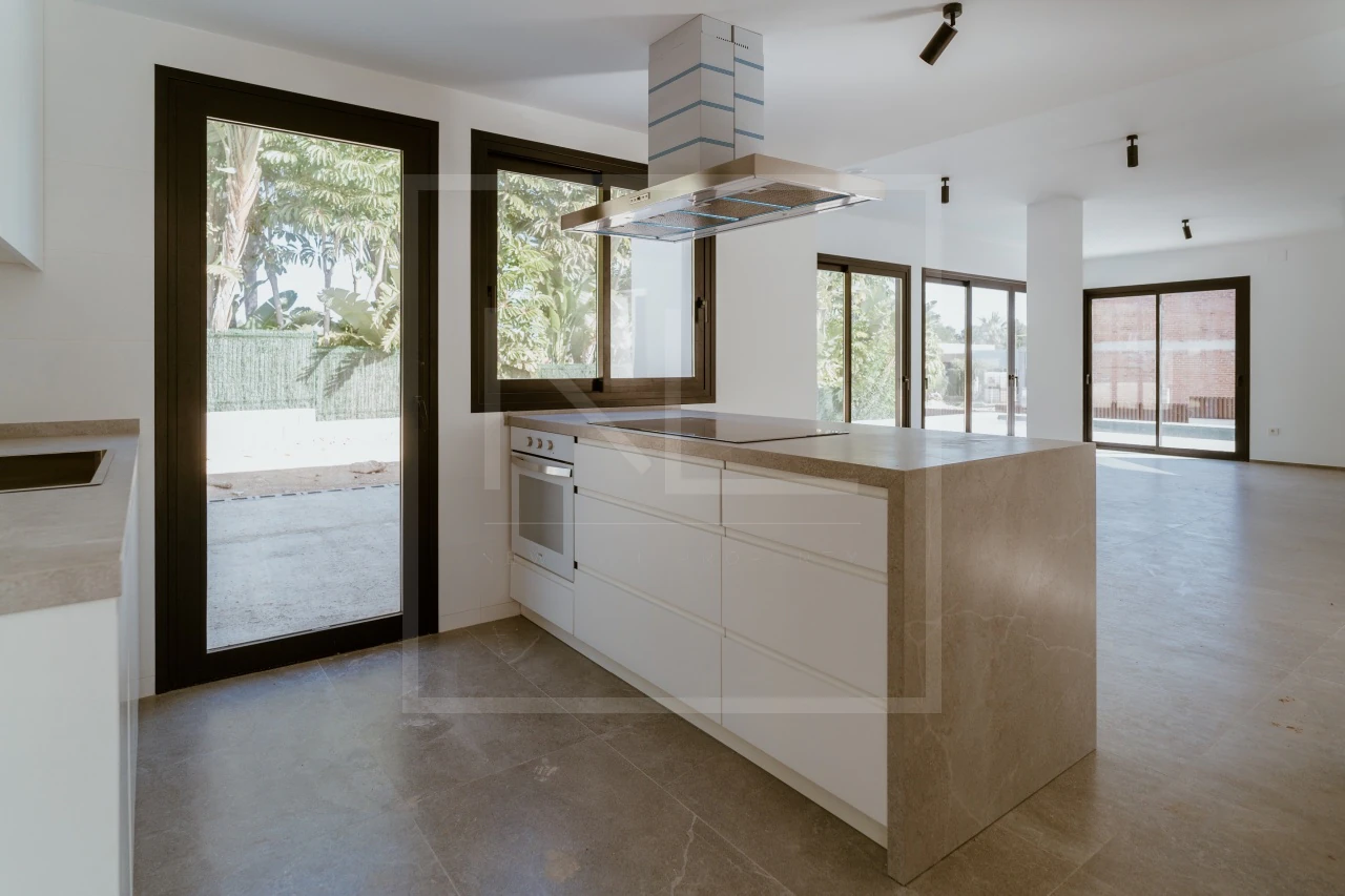 3 bedroom 2 bathroom Detached Brand New Villa For Sale in Javea