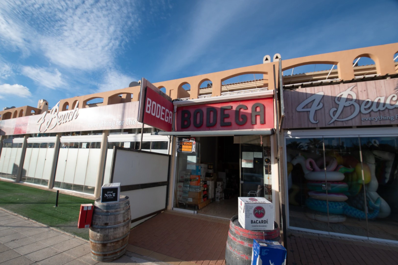 Bodega en venta en Moraira en una ubicación privilegiada.
