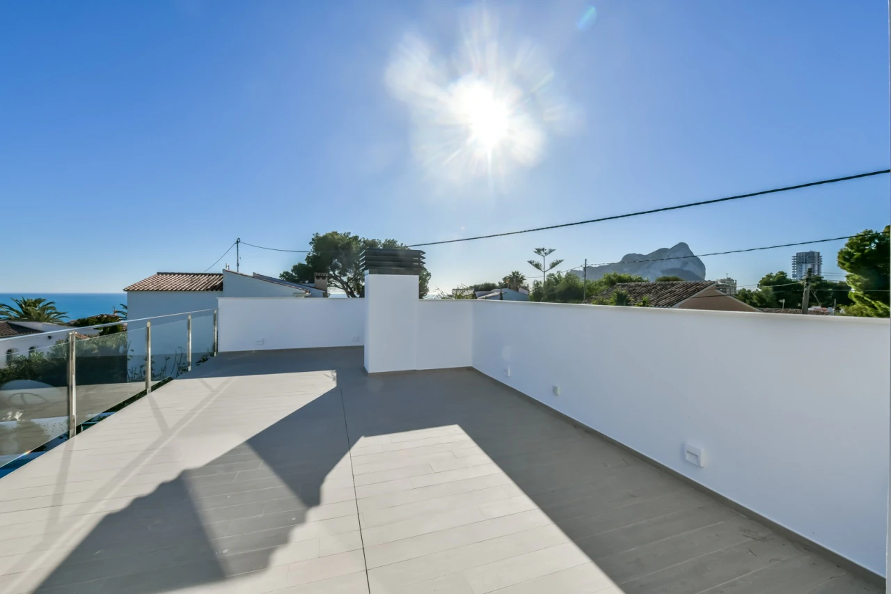 4 Schlafzimmer, 4 Badezimmer Villa zum Verkauf in Calpe