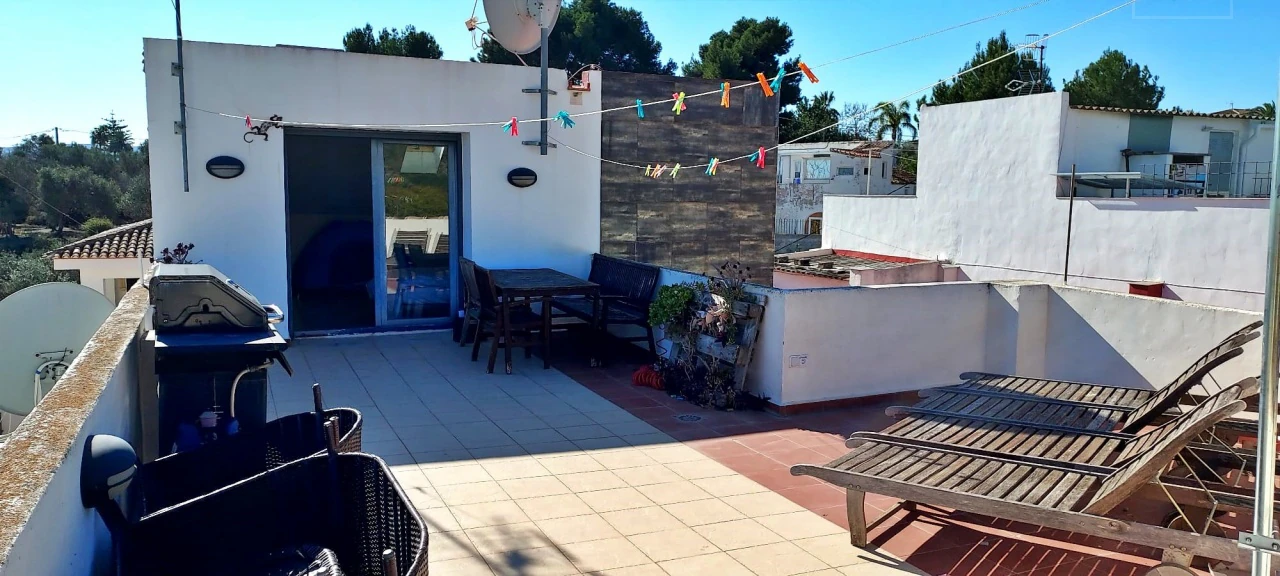 Large Townhouse For Sale in Javea