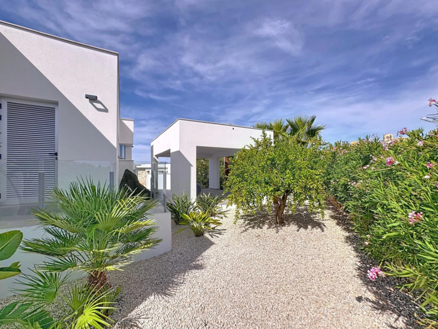 Cumbre del Sol Moderne villa met uitzicht op zee