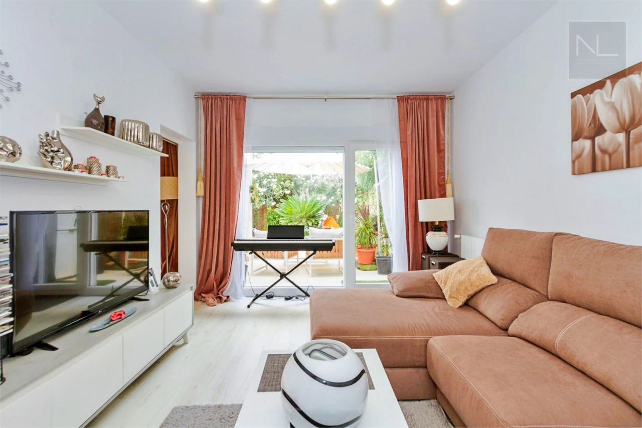Half vrijstaande villa te koop in Pedreguer