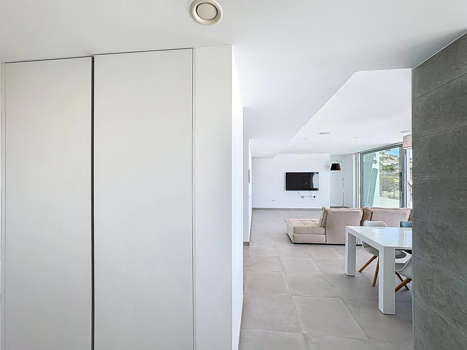 Cumbre del Sol modern villa with sea views and private pool