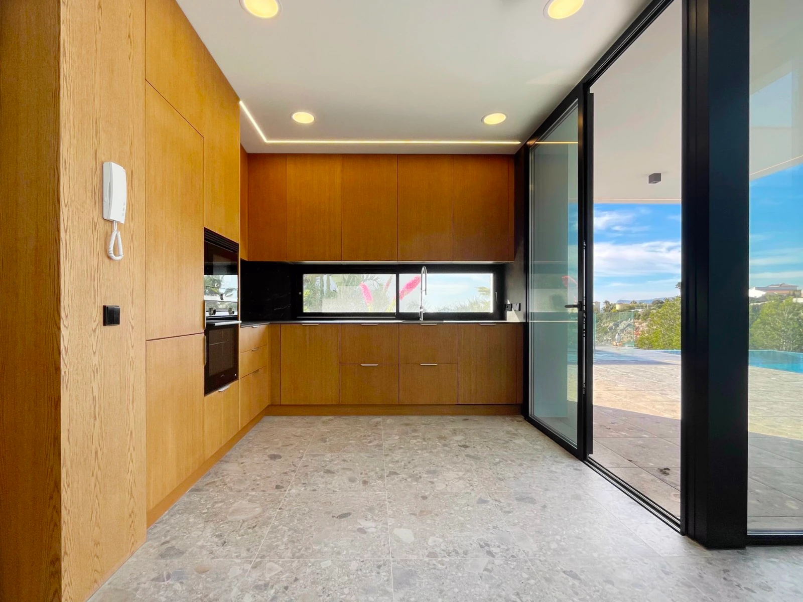 Villa for sale in Benitachell