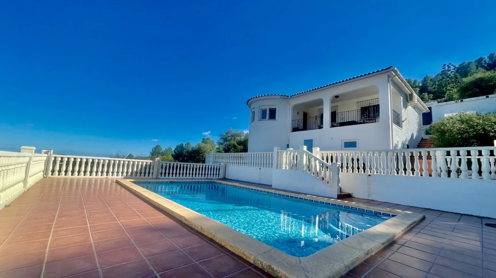 Villa for sale in Benigembla: Peaceful, rural, completely private