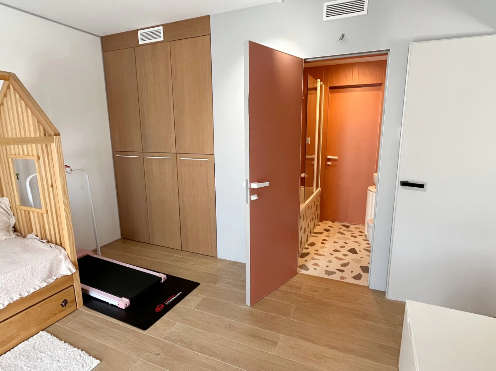 Elegantes Chalet ultramodernas de alta calidad en Els Poblets.