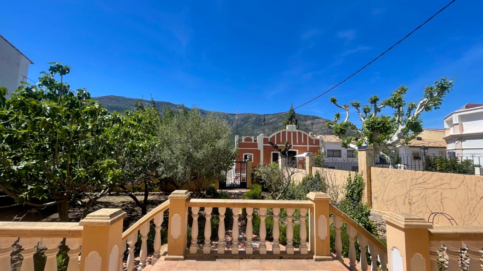 Townhouse for sale in Parcent: Magnificent