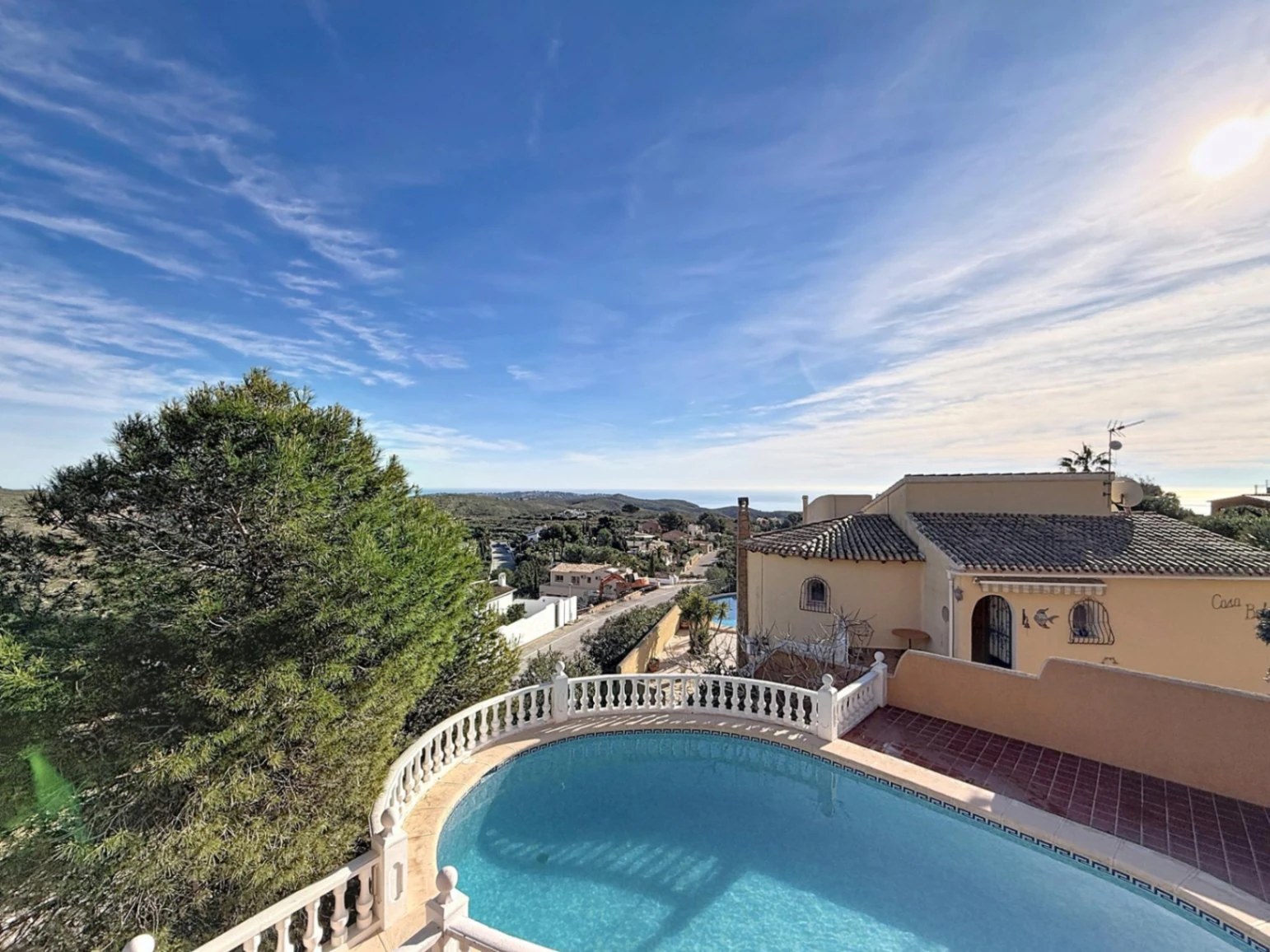 Cumbre del Sol villa with private pool and sea views