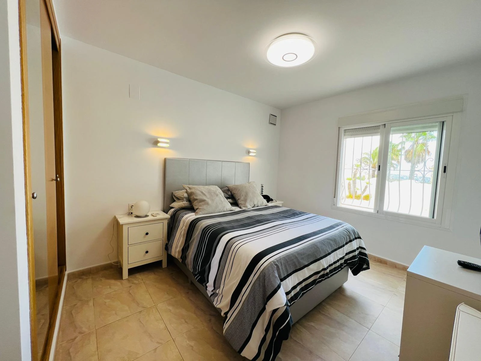 Prachtige luxe villa met uitzicht op zee