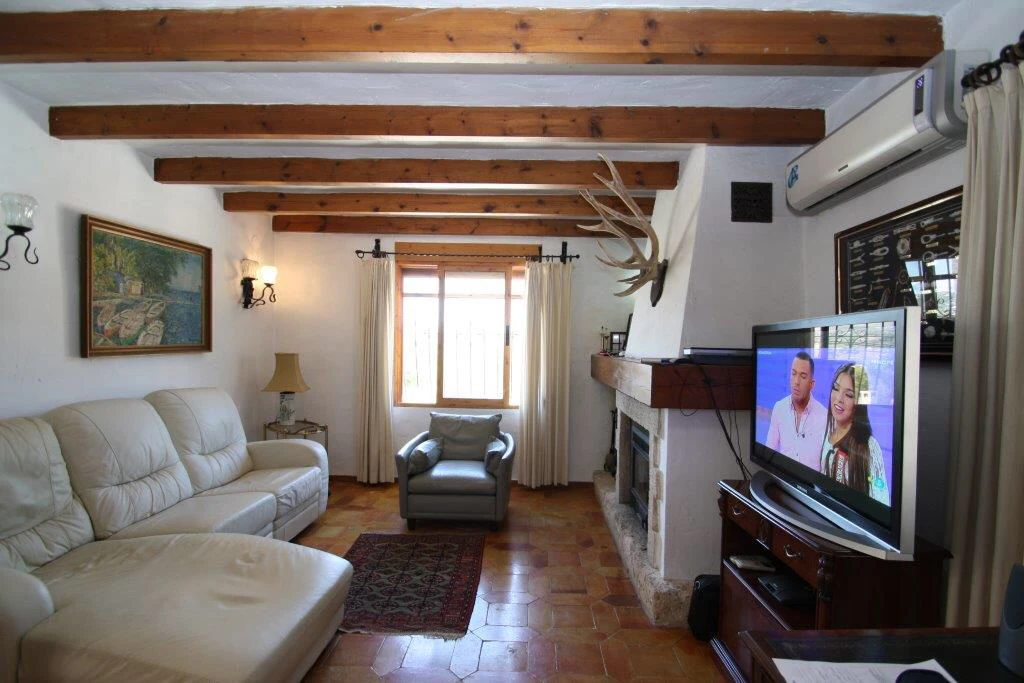 Double-Level 3 Bedroom House Pueblo Alcasar Pool Gardens & Facilities