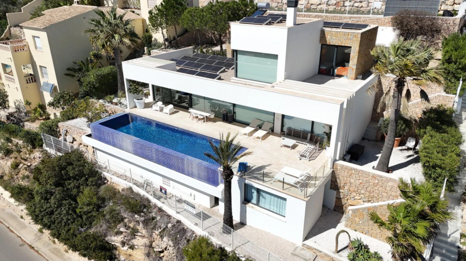 Cumbre del Sol modern villa with panoramic sea views