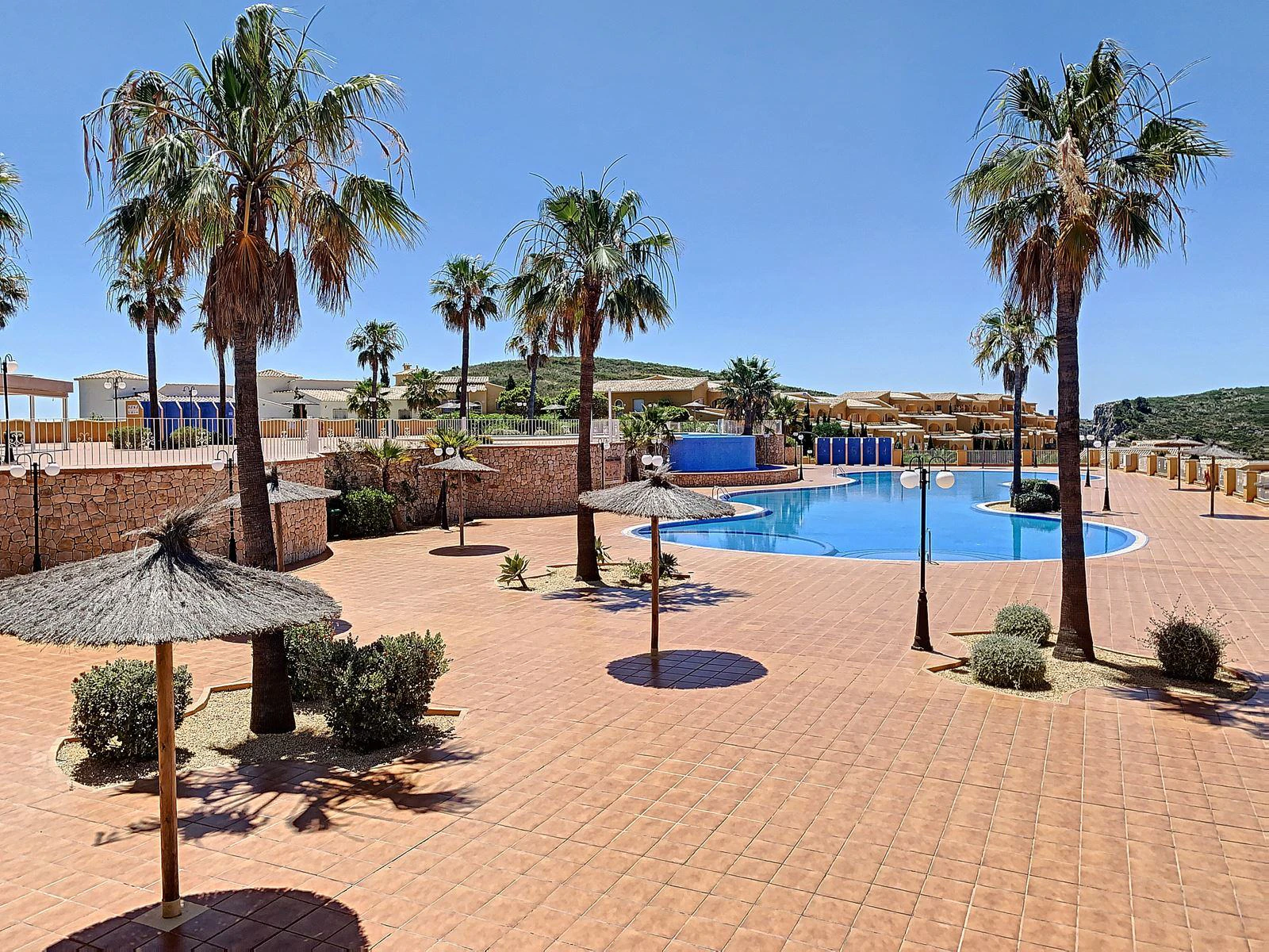 Montecala Gardens apartment with garden Cumbre del Sol
