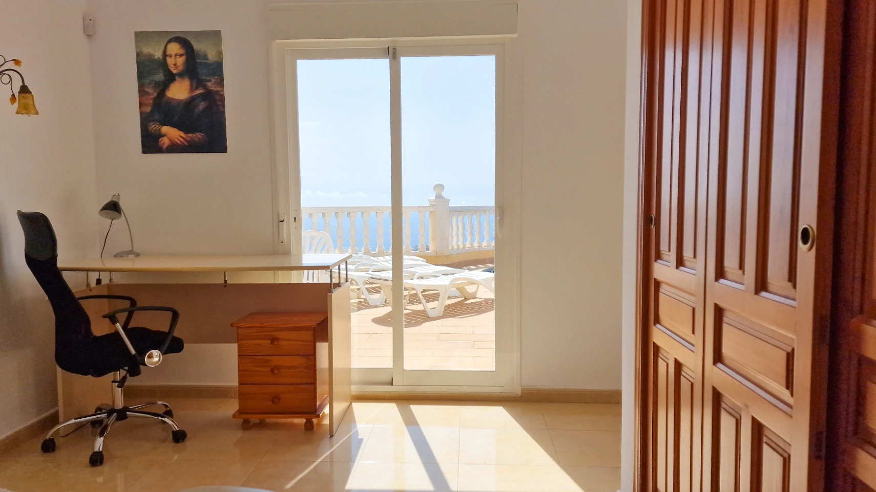 Spacious 4-Bedroom Villa for Sale – 820 m Plot | Costa Blanca