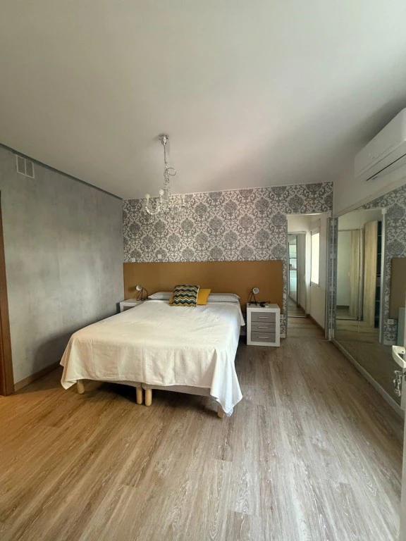 Villa zum verkauf in Albir